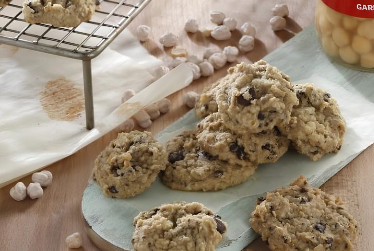 Galletas veganas de garbanzos con chips de chocolate